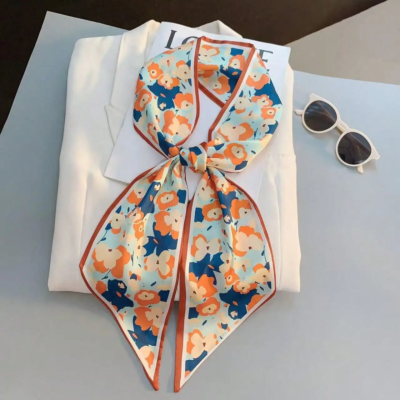 وشاح مربع كاجوال من الحرير الص - مراجعة Silk Scarf Square وسعره